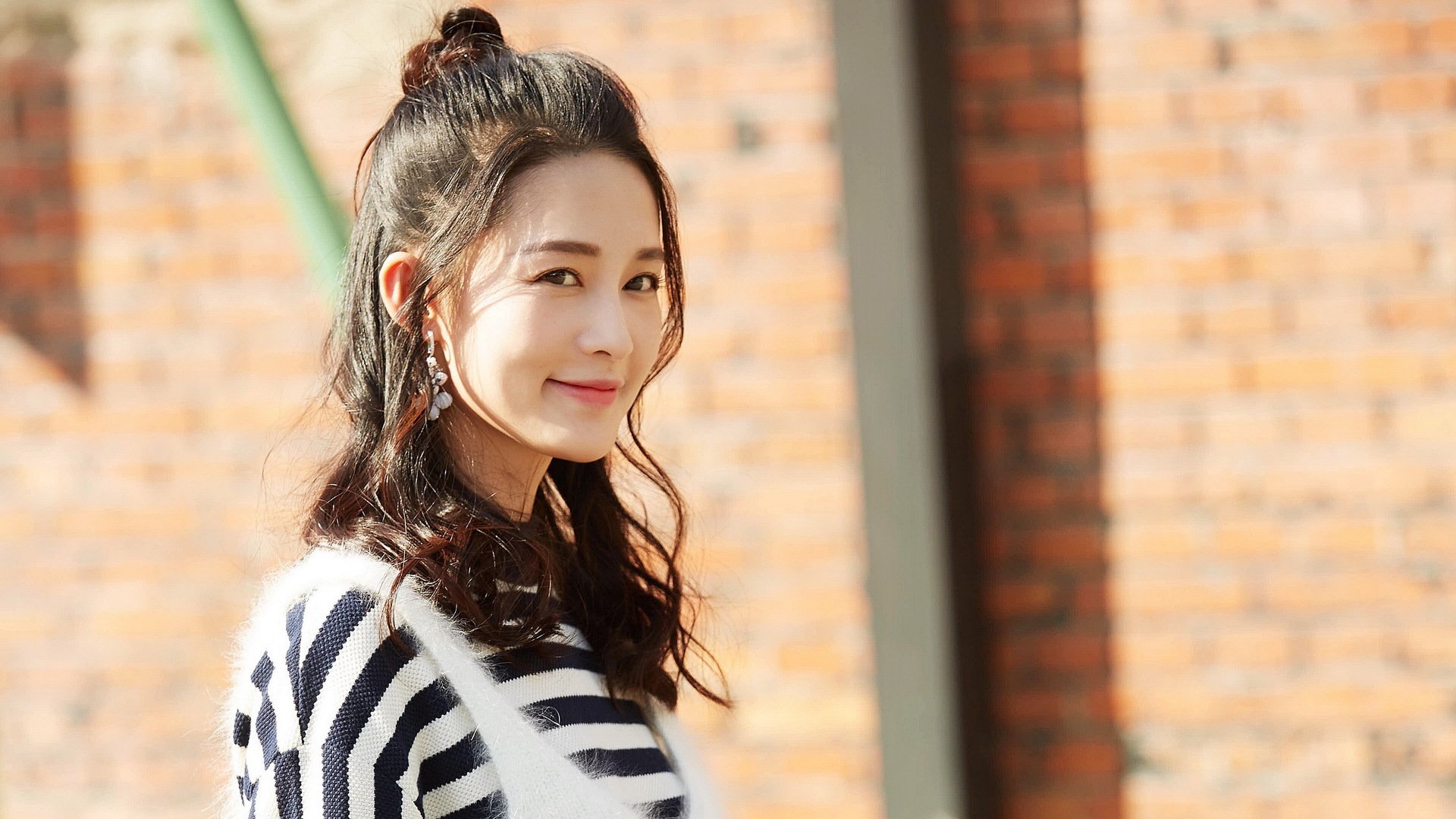 世俱杯对阵表-凝聚胜利的“团队力量”，万众一心迎冠军，凝聚团队力量视频