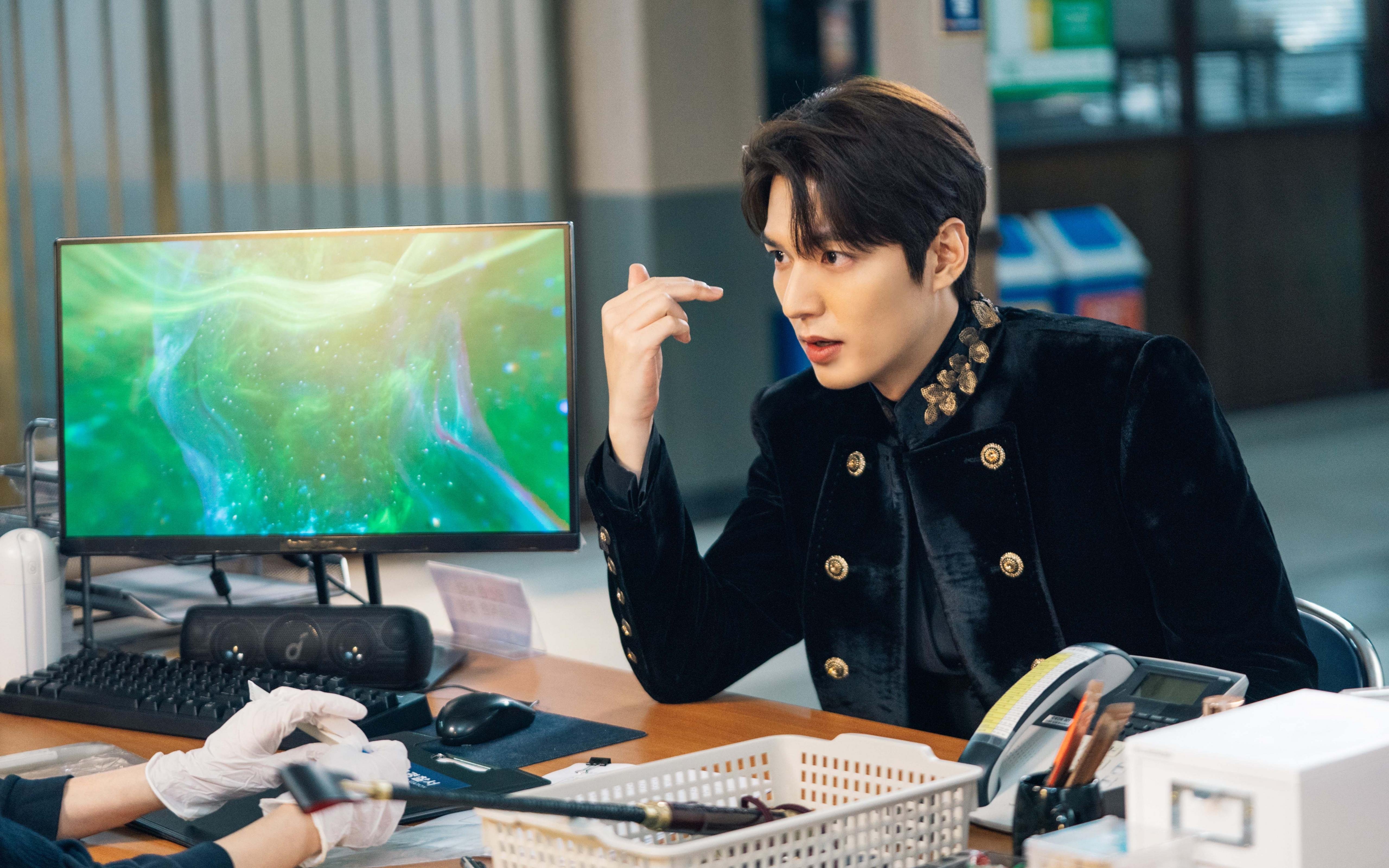 太阳新签约球员被评为“最佳新秀体验官”，太阳新球衣