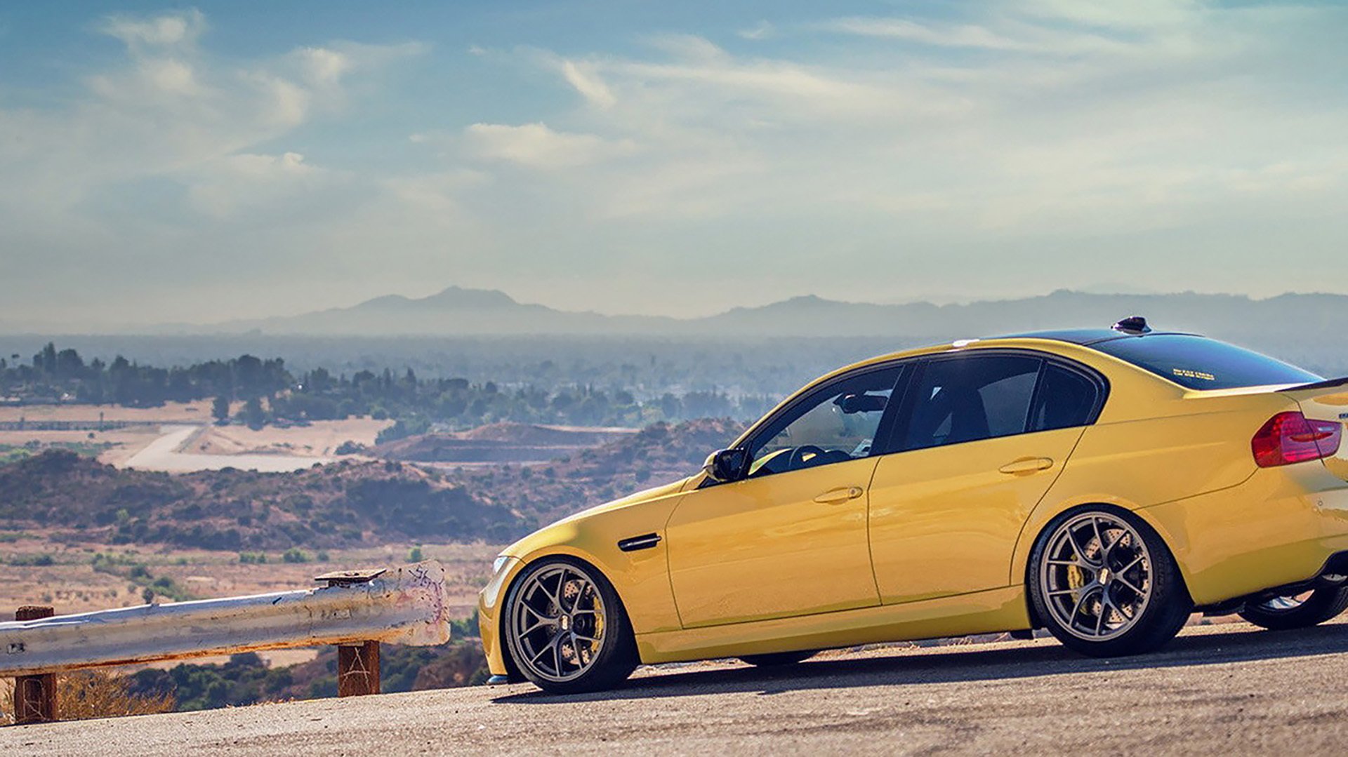 埃弗顿中路防守密度成功限制对方核心，埃弗顿战术